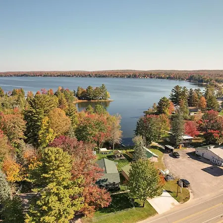 Lakefront Kalkaska Cottage With Fire Pit!